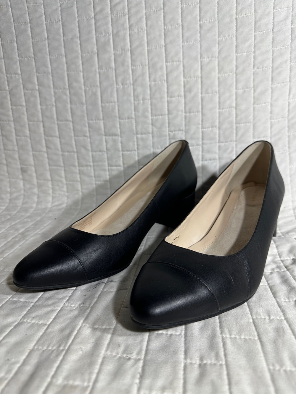Cole Haan Grand OS The Go-To Block Heel Pumps in black Leather Waterproof